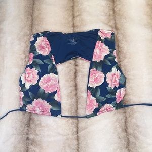 Frankies Bikinis Top